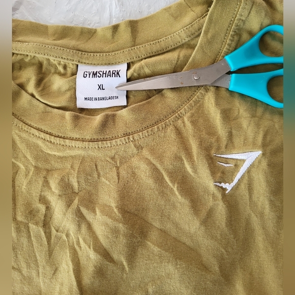Gymshark Men's Olive T-Shirt, Size XL - Picture 3 of 4